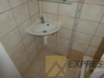 RK EXPRES - na prenájom 1 izbový byt v Handlovej, ul.29.augu - 6