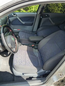 Rozpredám len na Diely škoda Octavia combi 1,9 tdi - 6