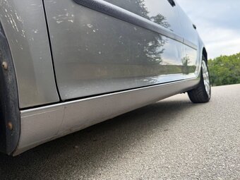 Volkswagen golf 5 bez hrdze - 6