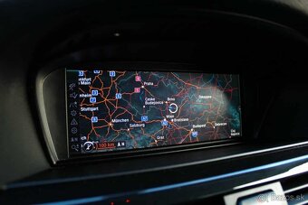 BMW E91 320d 120kw 2010 Facelift - 6