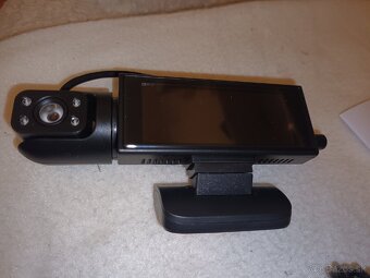 Kamera do auta nevybalena ,nepoužitá, s 128GB KARTOU NOVA - 6