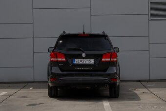 Fiat Freemont 2.0 16V 170k MultiJet Urban 4x4 A/T - 6