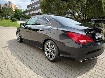 Mercedes-Benz CLA 200d - 6
