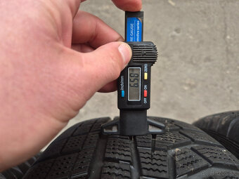 215/70 r16 zimné 4 ks HANKOOK dezén 8,7 - 6,5 mm DOT2020 - 6