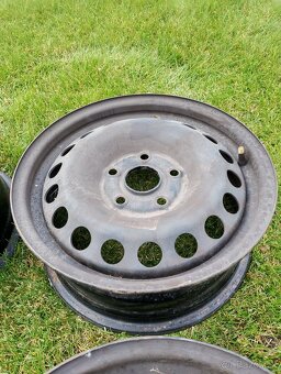 Predám disky 6jx15 - 6