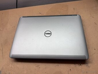 Predám pokazený notebook na náhradné diely zn.Dell e6440. - 6