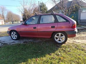 Predám Opel Astra Classic 1.6 benzín. - 6