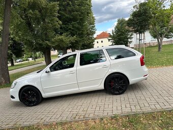 Skoda Octavia Rs 2,0Tdi 170Ps Dsg,Rv:2012 Black Optik - 6