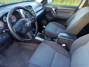 Toyota Rav 4 2.0 d4d 4x4 2004 - 6