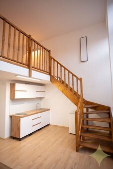 Na prenájom 1-izbový mezonetový byt so záhradkou a vlastným - 6