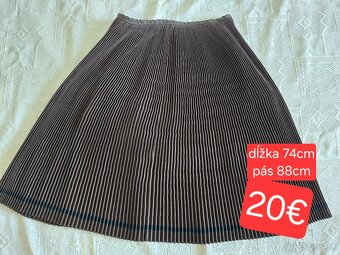 Stary kroj ROZNE SUKNE PLISOVANÉ - 6