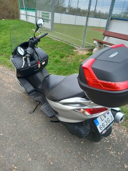 Predám Suzuki Burgman 125 - 6