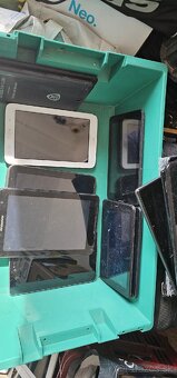 Tablety na nahradne diely. - 6