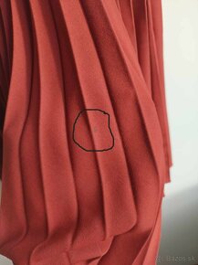 Dámska bordová/červená plisovaná sukňa midi/po kolená - 6