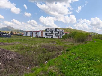 Vo Veľkom Šariši pozemok na predaj - 6
