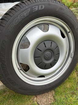 5x120, 215/60R7 C Zimné Pneumatiky a disky Dunlop na T6 - 6