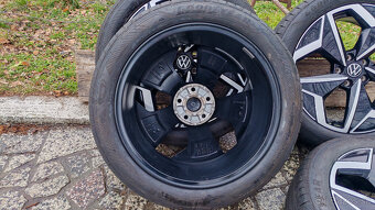 5x112 R19 --- BMW i3 - 6