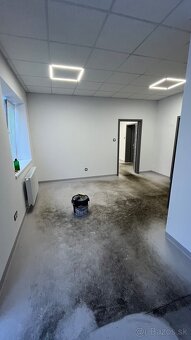 Kancelarske a obchodne priestory hala a sklad - 6