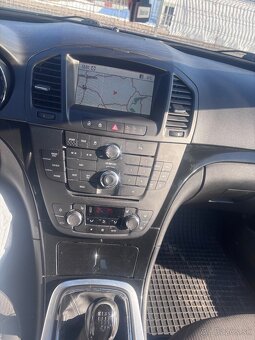 Predám Opel Insignia - 6