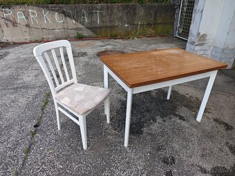 Jedálenský stôl so stolickami - 6