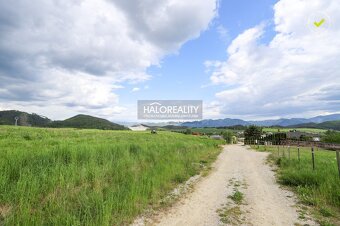 HALO reality - Predaj, pozemok pre rodinný dom 1890 m2 Veľ - 6