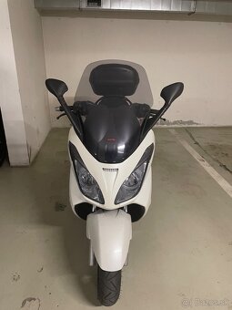 Aprilia Atlantic 300 - 6