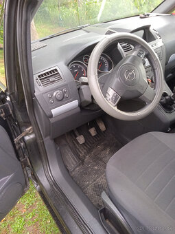 Opel zafira 7miestne - 6