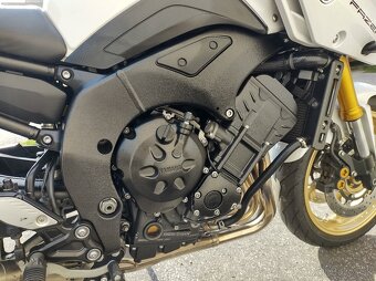 Yamaha FZ8 Fazer - 6