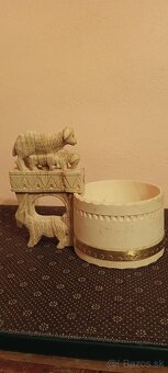 Predám črpaky a drevorezby. - 6