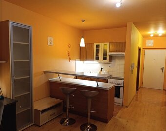 Útulný 1 izbový byt Tomášikovej ulici - 6