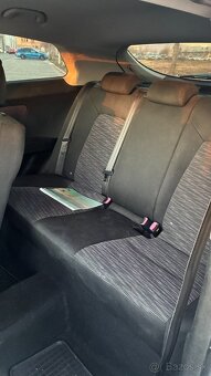 KIA ProCeed 2009 77kw Čierna metalíza - 6