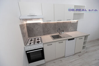 Predaj kompletne rekonštr. 3izb bytu 65m2, 1psch. SNP Senec - 6
