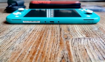 Nintendo Switch Lite - 6
