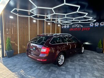 Škoda Octavia Combi 1.6 TDI CR Elegance - 6