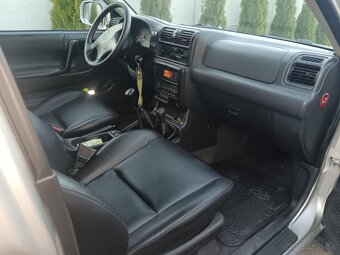 Opel Frontera, ročník 2003..karoséria AC kombi. 2,2 Tdi 88kw - 6