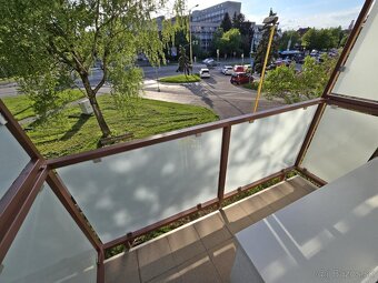 3-izb TEHLOVÝ byt (65m²) s krásnymi parketami / Rastislavova - 6