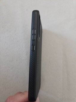 Samsung Galaxy S22 128 GB - 6