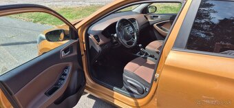 HYUNDAI i20 Comfort. REZERVOVANÉ DO 5.9.2025 - 6