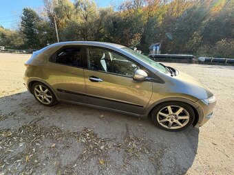 Honda Civic 8g 2.2 diesel - 6
