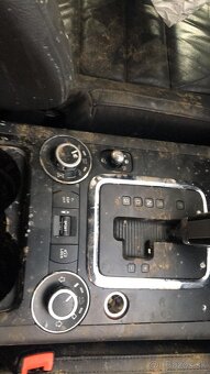 Volkswagen Touareg 3,0TDI 165kw - 6