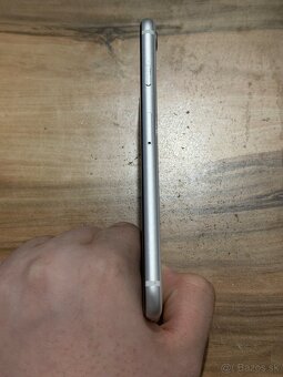 Predám Apple IPhone SE 2020 128GB White Stav Nového Telefónu - 6