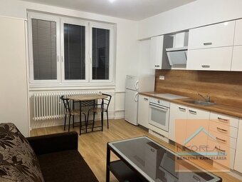 na prenájom zrekonštr. 2 izb. byt, KADNÁROVA ul. - 6