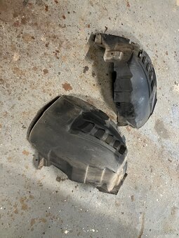 Predám diely na  predok - blatníky Ducato 2010 - 6