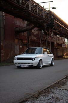 Volkswagen Golf MK1 Cabrio - 6