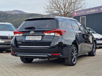 Toyota Auris Touring Sports 1.2 Turbo Executive - 6