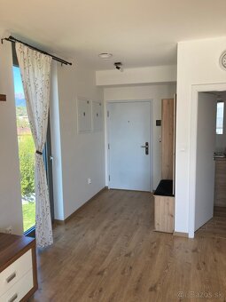 Prenájom moderného 1 - izbového bytu s parkovaním - 6