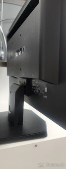 XBOX One S 500GB + Monitor + Ovládač +HDMI - 6