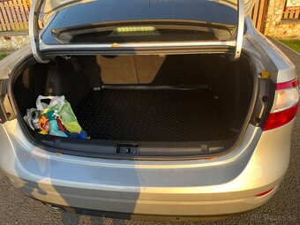 Renault Fluence 2013 - 6