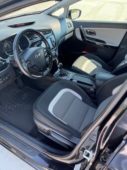 Kia Ceed SW 1.6crdi 100kw 7DCT - 6