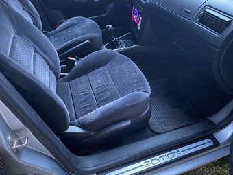 Predám Volkswagen Golf 4 74kw + chip 115 - 6